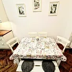 Marina Old Town With 1 Free Parking Offsite *