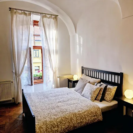 Apartment Marina Old Town With Private Parking Kosice
