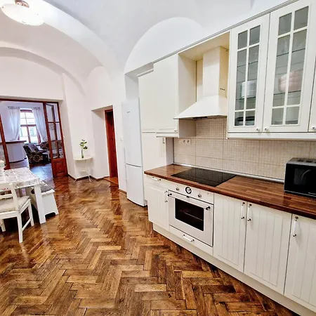 Apartment Marina Old Town With 1 Free Parking Offsite *