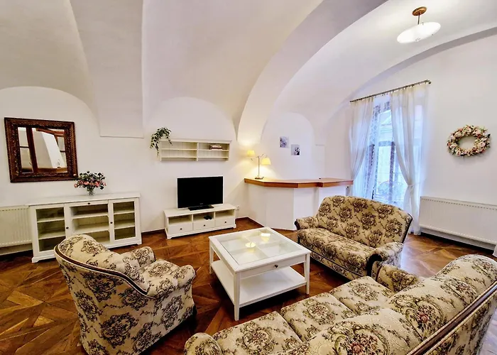 Marina Old Town With 1 Free Parking Offsite